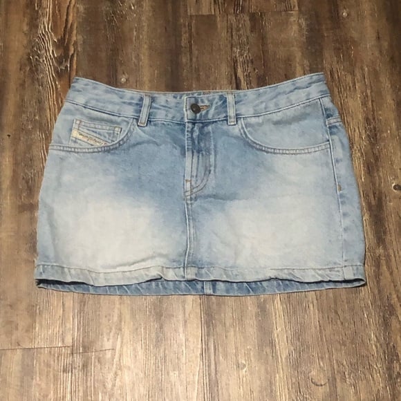 Diesel De-Ron Mini Skirt Women's 27 Denim Light Wash Y2K Fashion