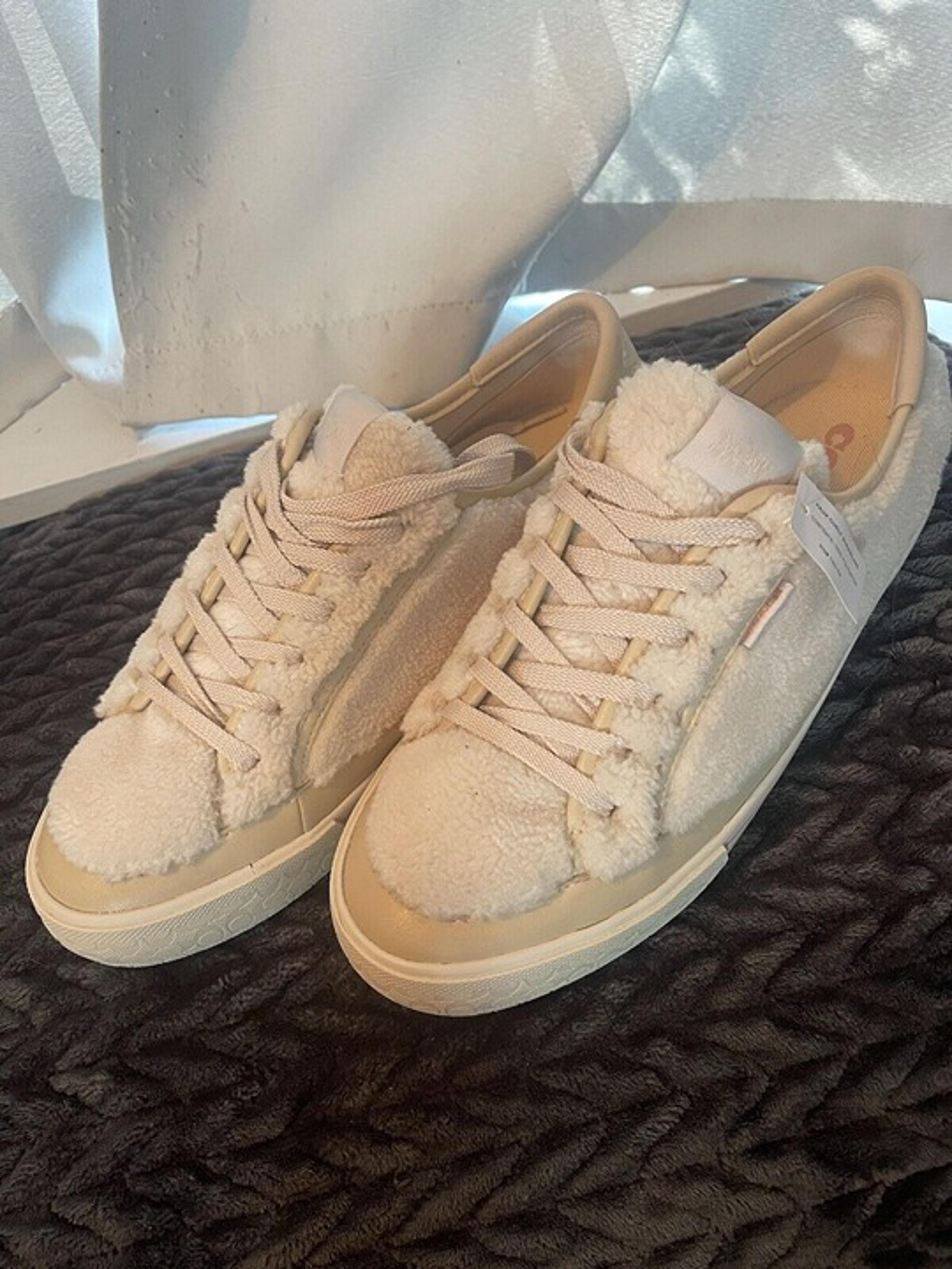 NWOB Womens Citysole Leather and Faux Shearling Platform Sneakers, 9.5 - Coach
