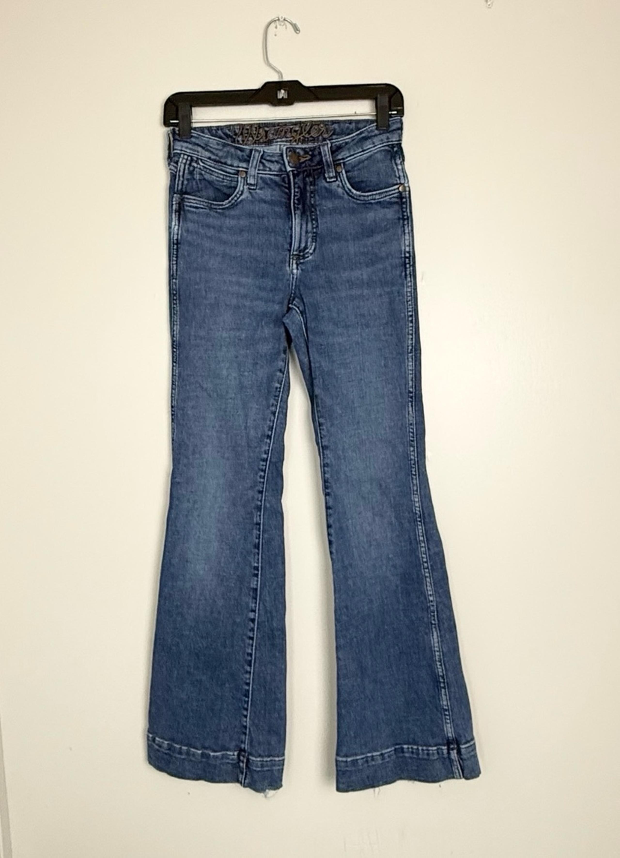 Wrangler Retro Women's Size 25x32 High Rise Flare Jeans Leg Trouser