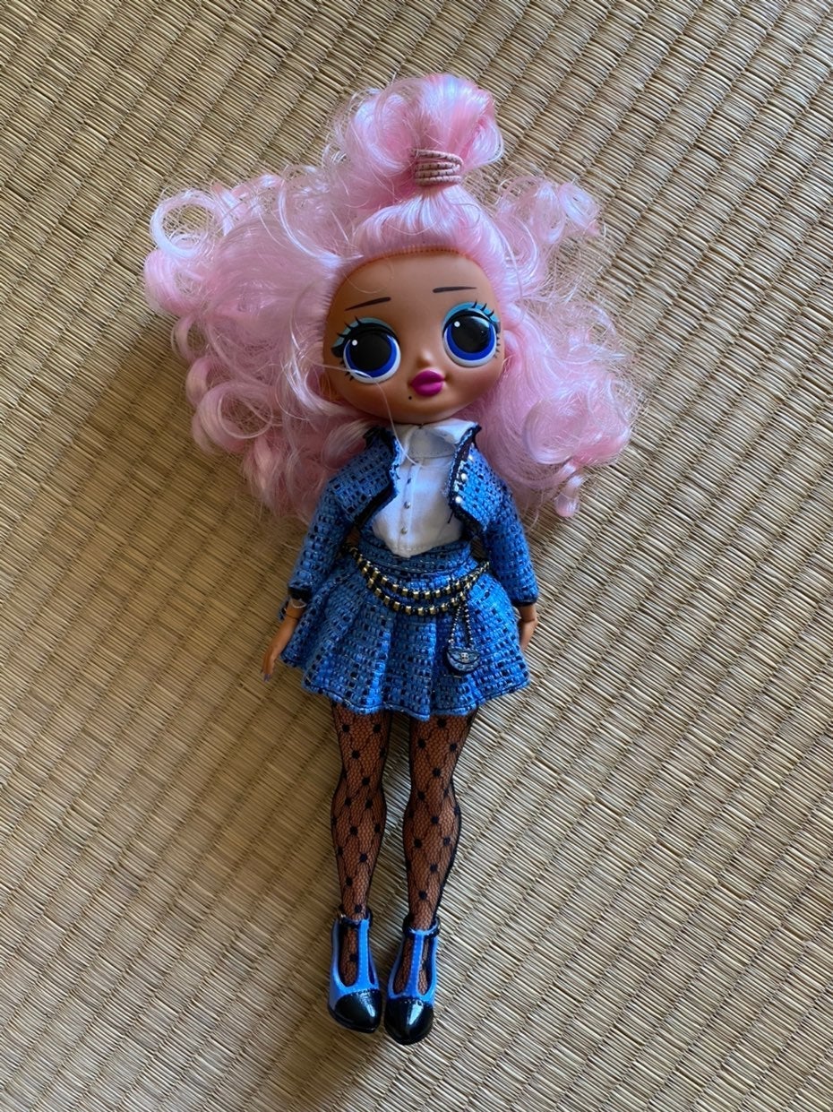 4 lol surprise dolls 1 big 3 small