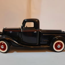 1935 Ford diecast