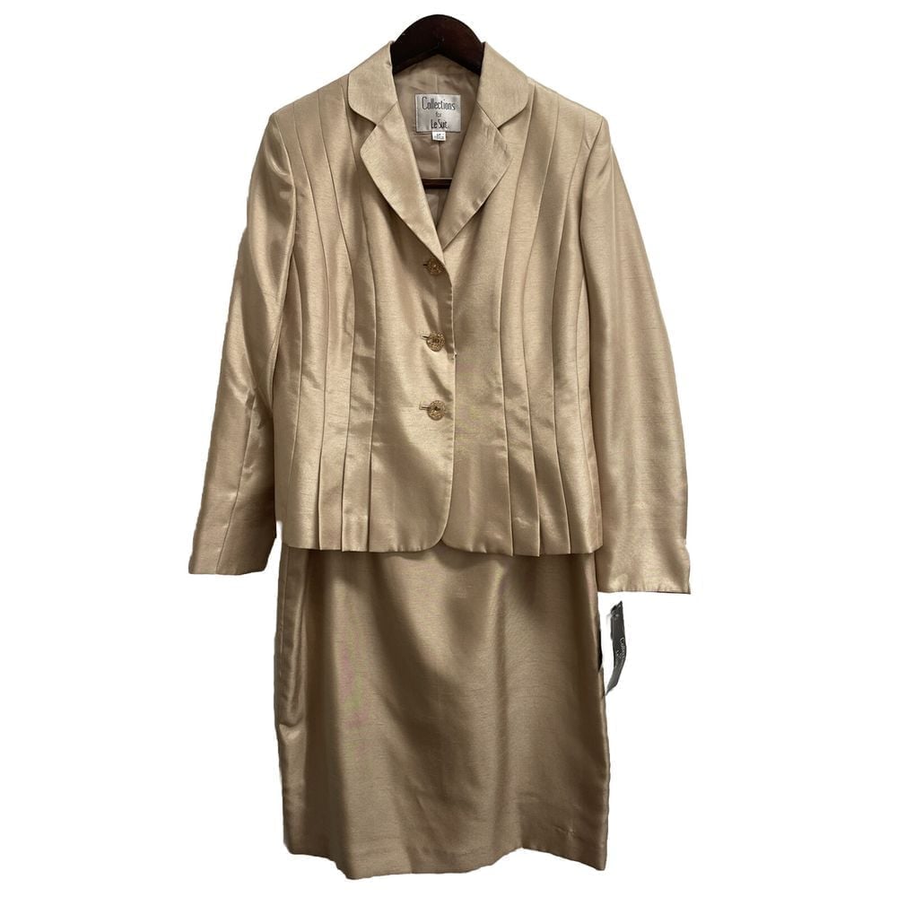 Collections For Le Suit 6P,8P 2 Piece Skirt Beige Silky Polyester Lined Pleated