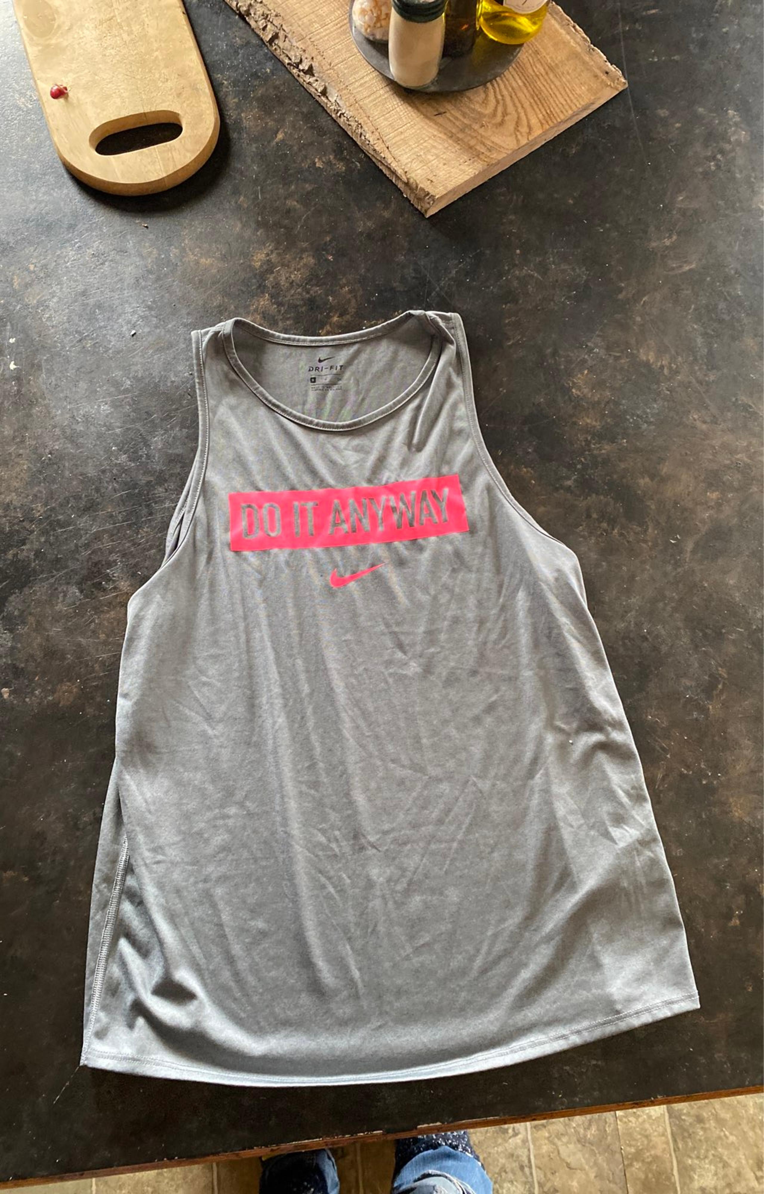 Ladies Nike Small Tank Top S