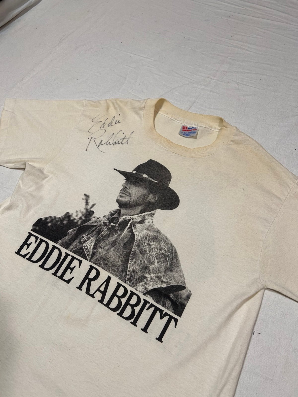 Late 80s Autographed Eddie Rabbit “I love a rainy night” Band Tee