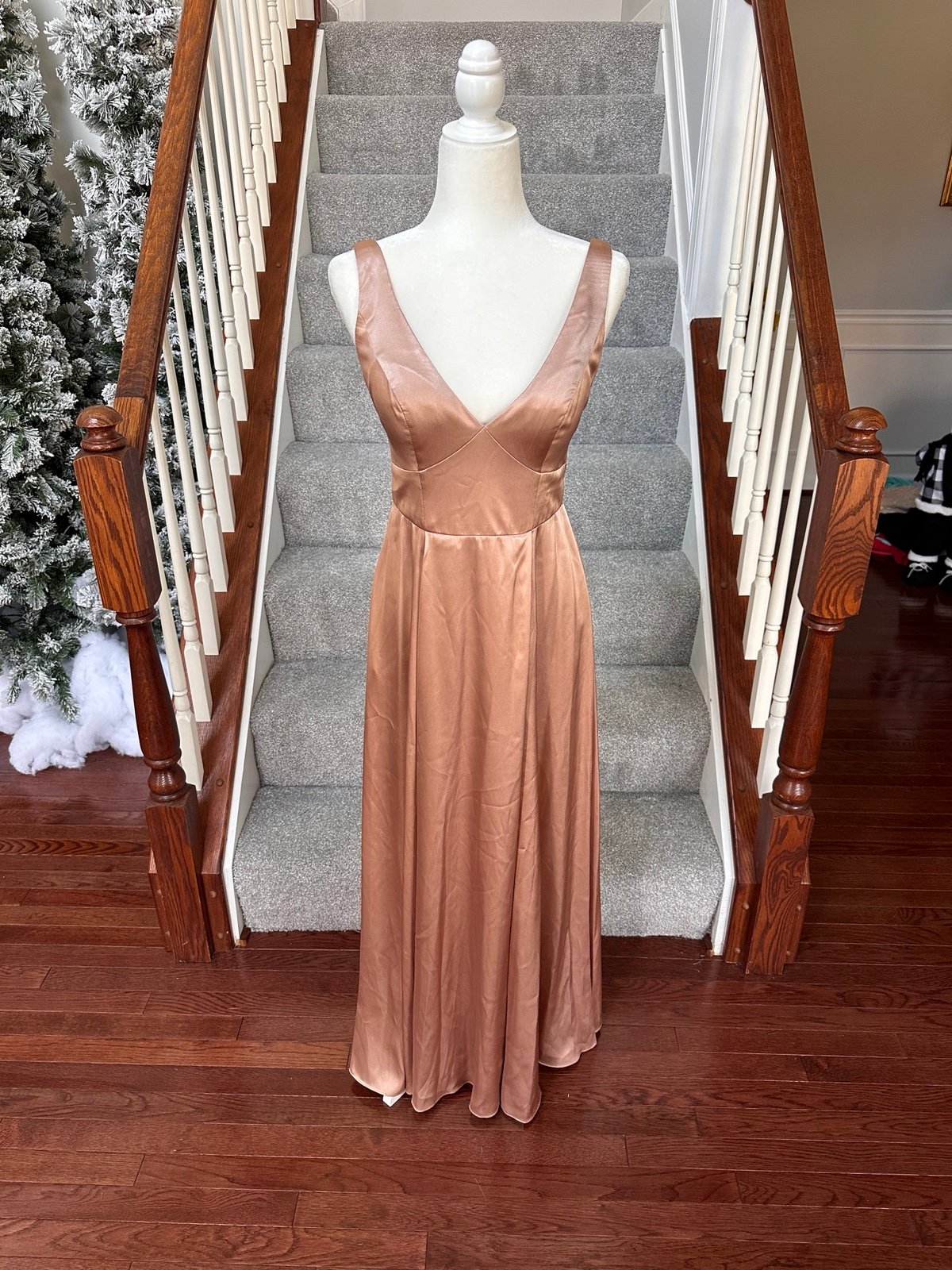 David’s bridal Galina Signature Collection Charmeuse Tank V-Neck Dress Formal