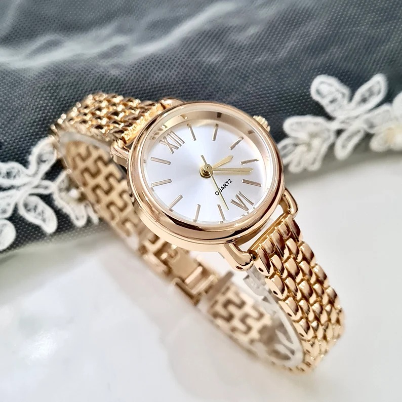 Wrist Watch for Women, Present for Her, Gold Colour, Vintage Design, Adjustable