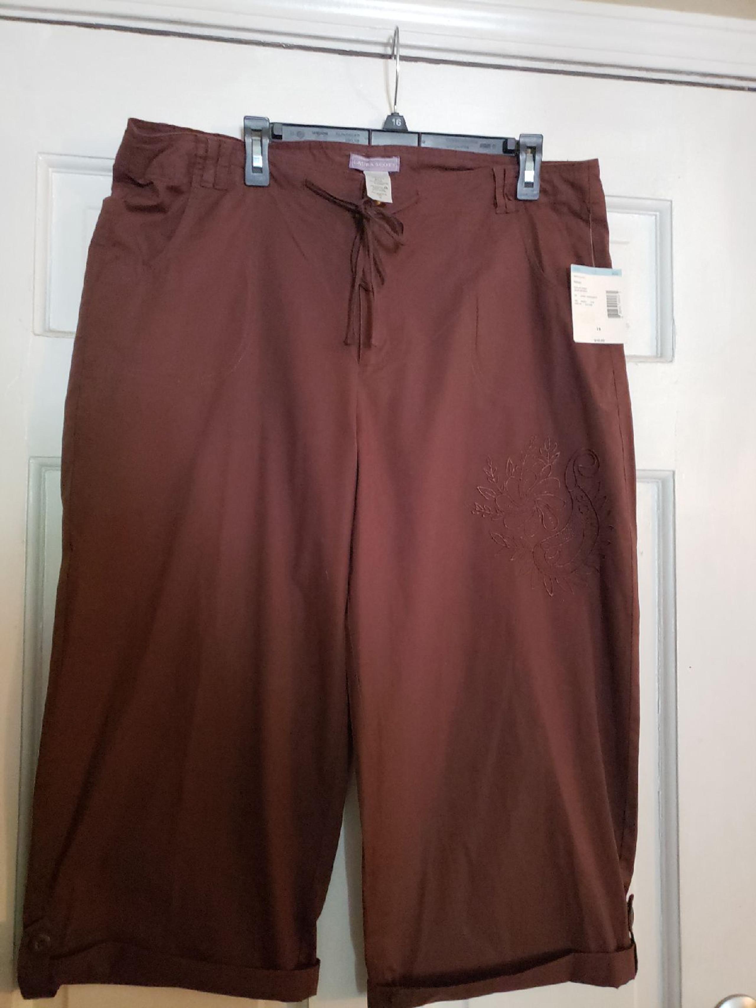 womens capris