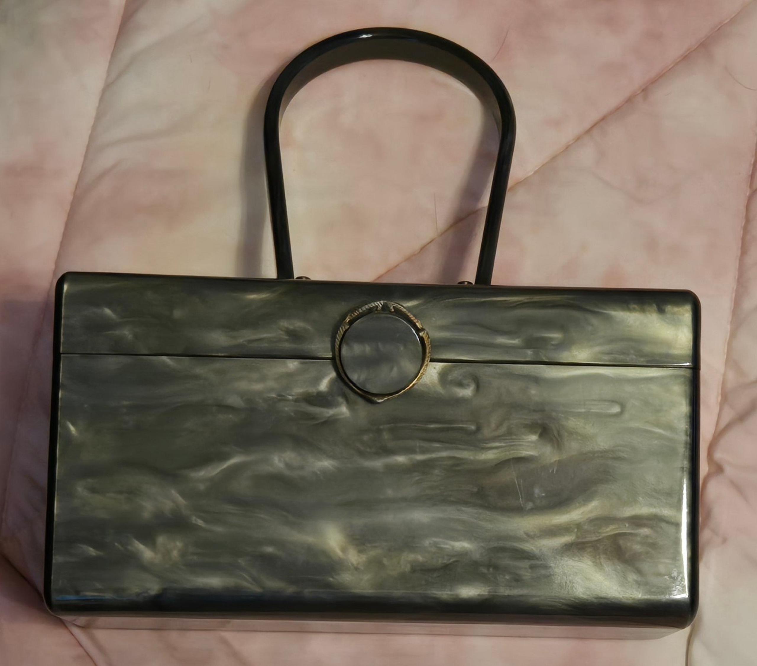 Vintage signed Wilardy lucite clutch