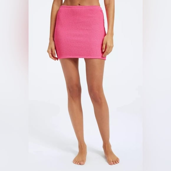 Good American Always Fits Mini Skirt HOT PINK
