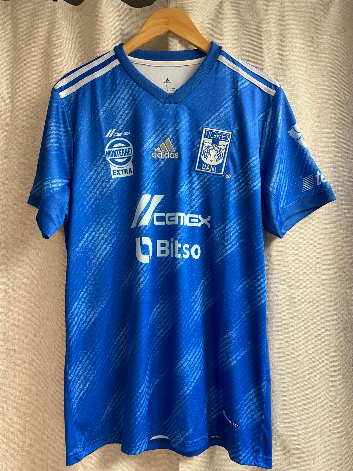 Tigres UANL 2022 Away soccer jersey