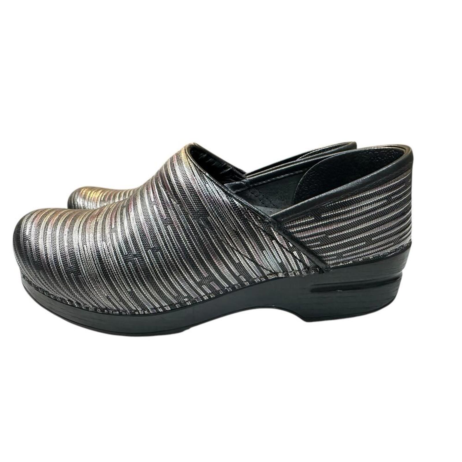 Dansko Metallic Striped Black Silver Professional Clogs Sz 8.5 Comfort Work