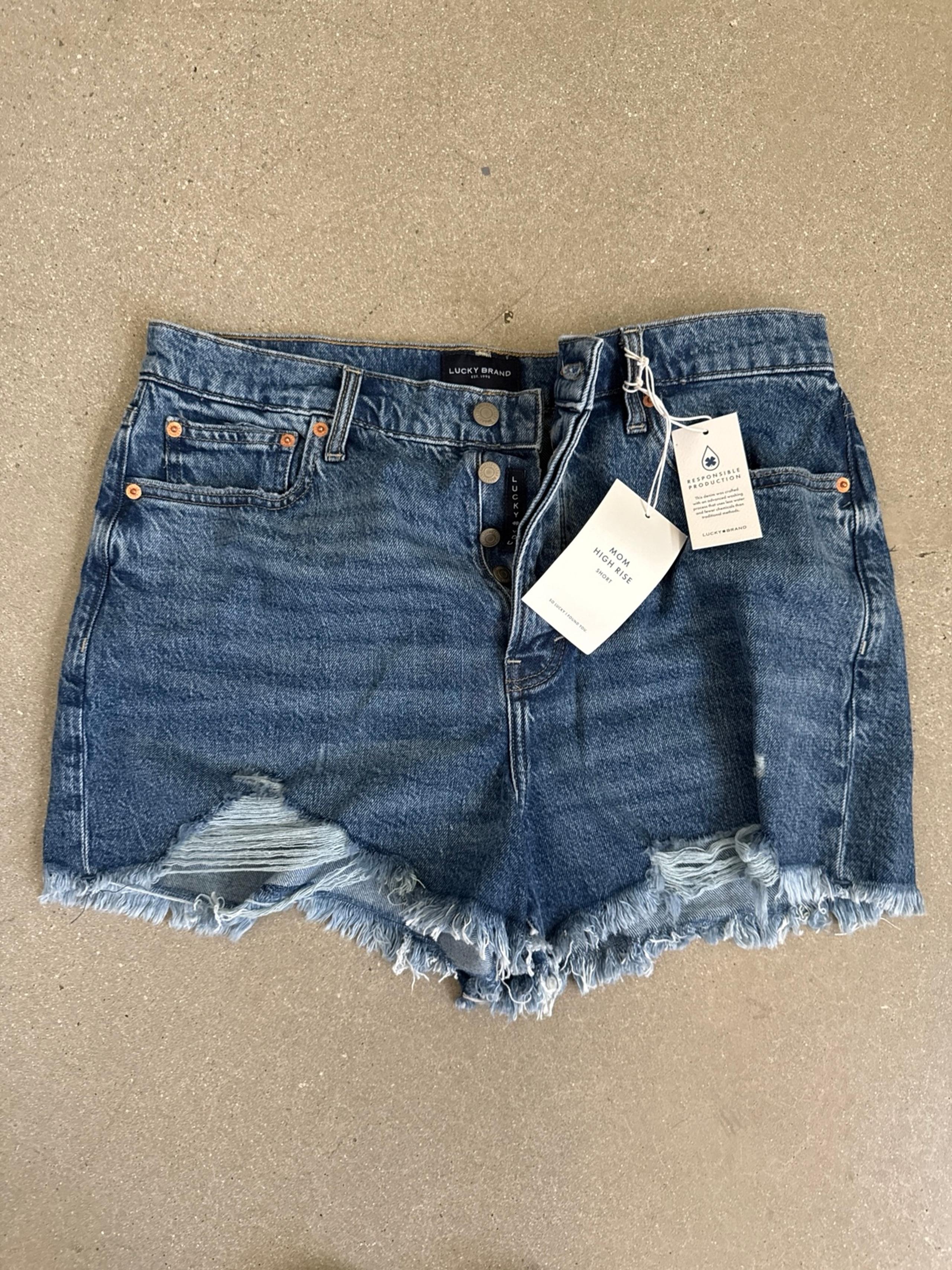 Size 14/32 - NEW “Mom High Rise” Denim Jean Shorts - Lucky Brand