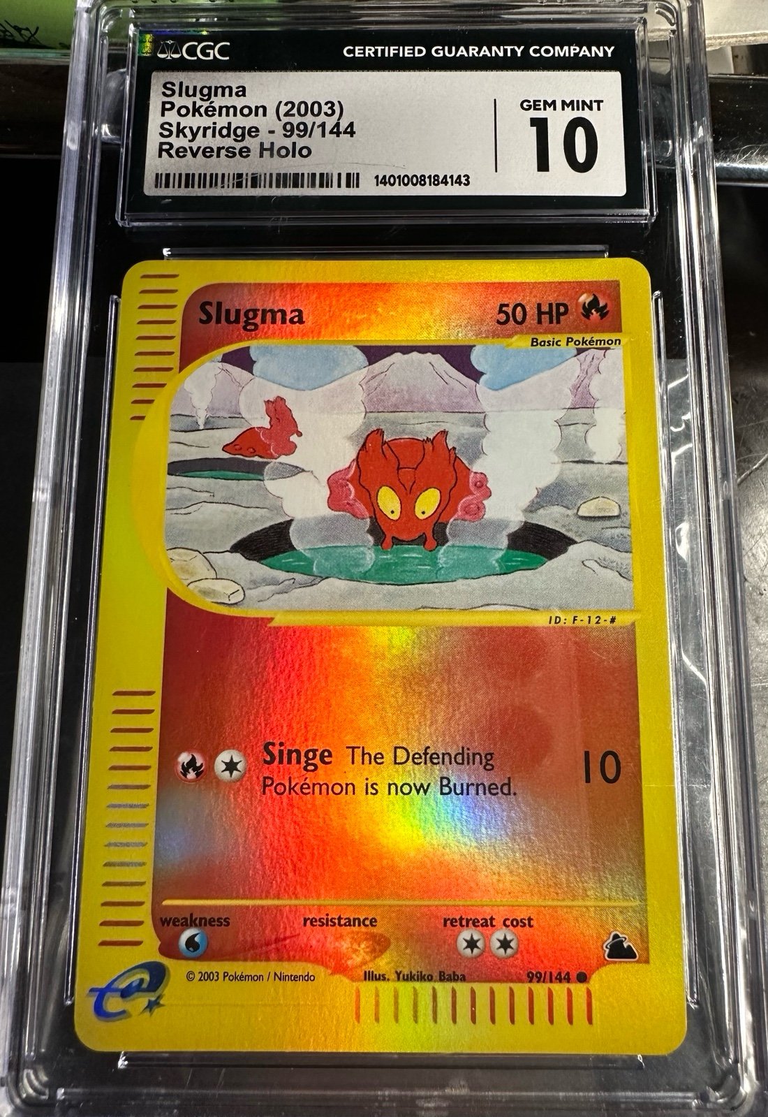 M Slugma 99/144 Reverse Holo top pop