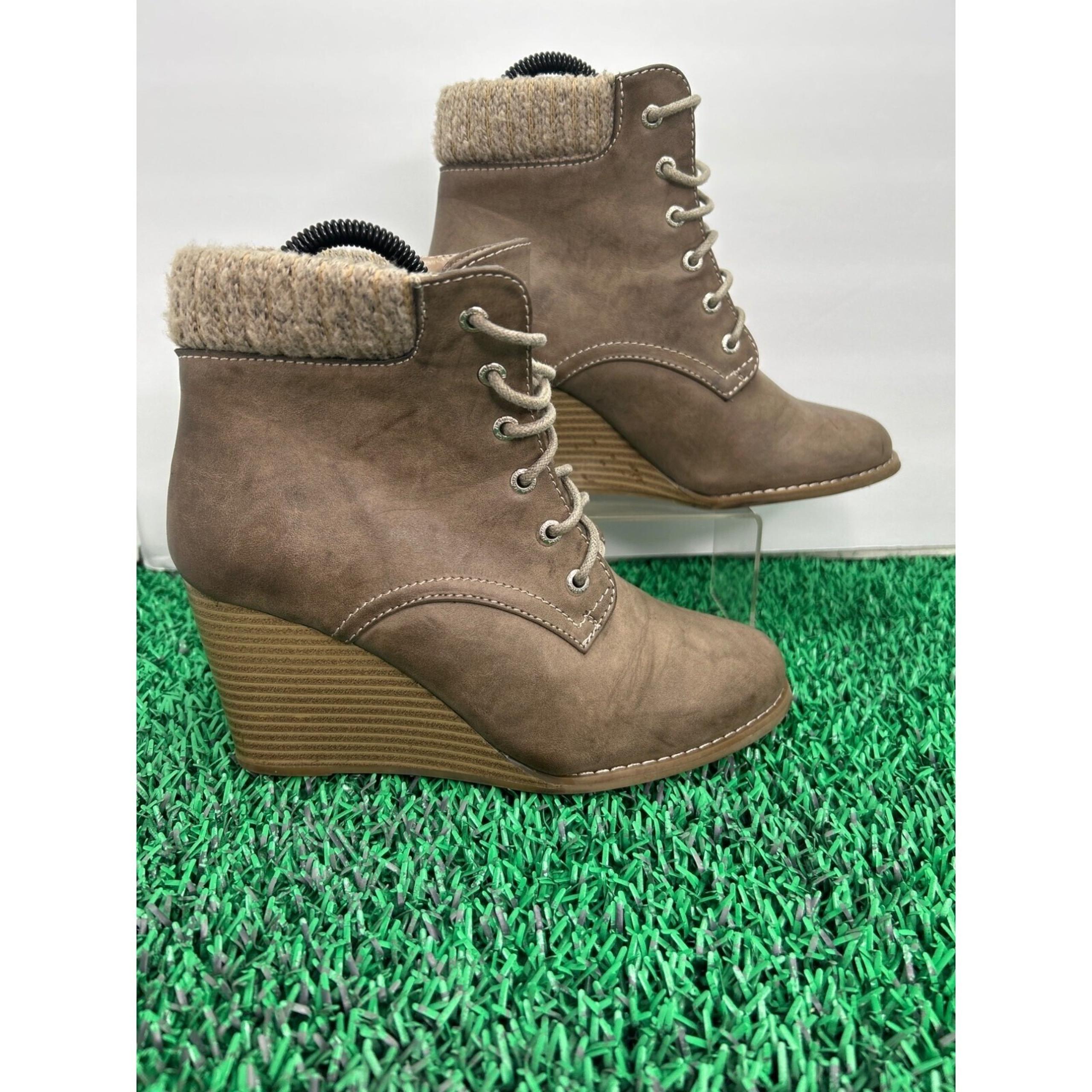 Nautica Wedge Ankle Boots Lace Up Knit Cuff Taupe Casual Shoes size 8