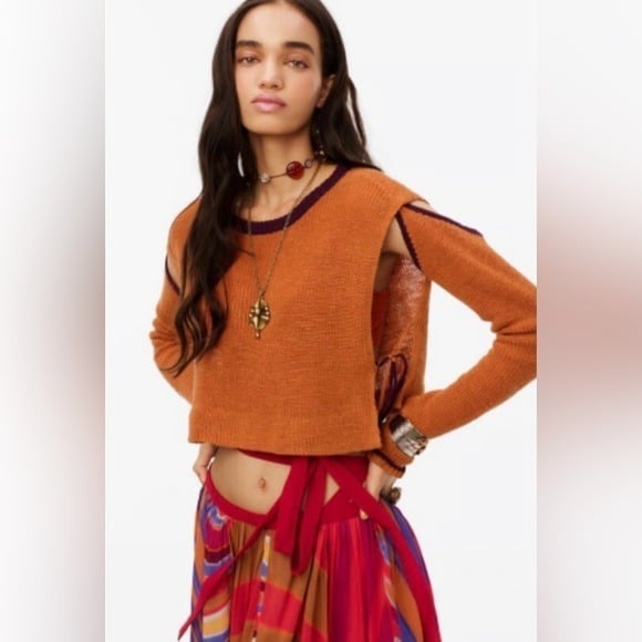 ZARA Spring/Summer 2021 Limited Edition Poncho Sweater w/ Side Ties Size Medium