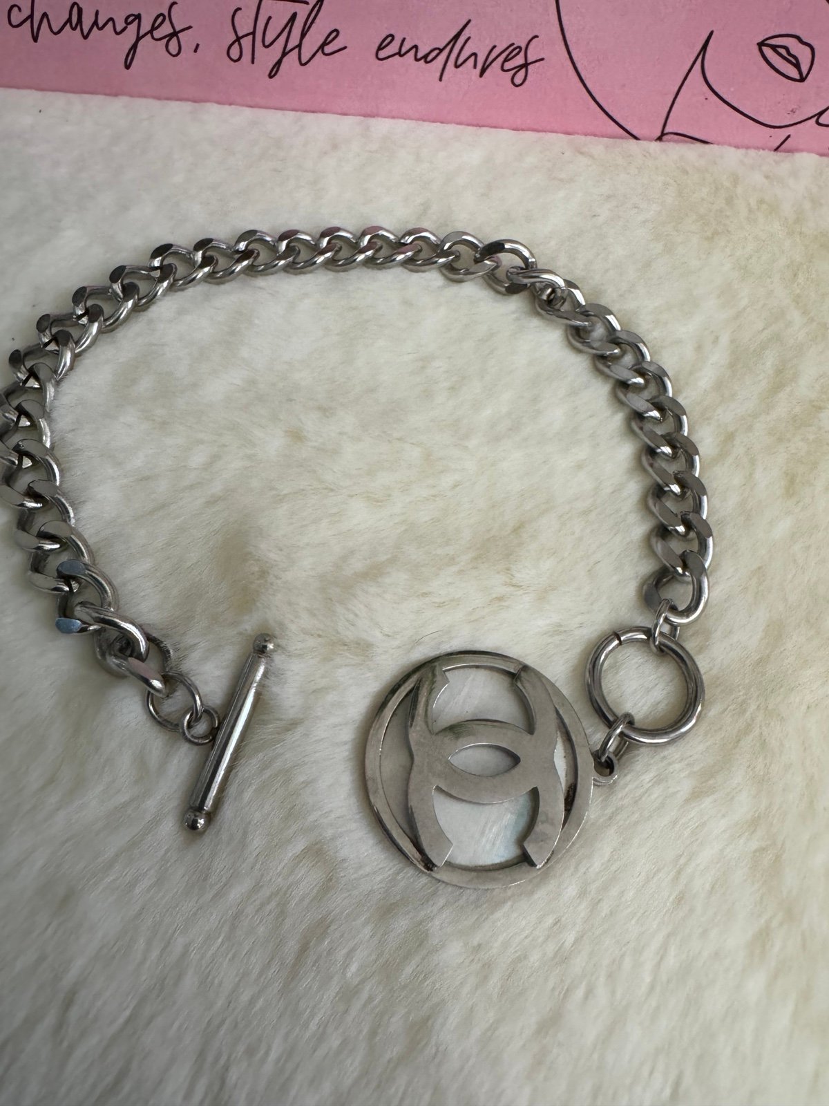 Bracelet