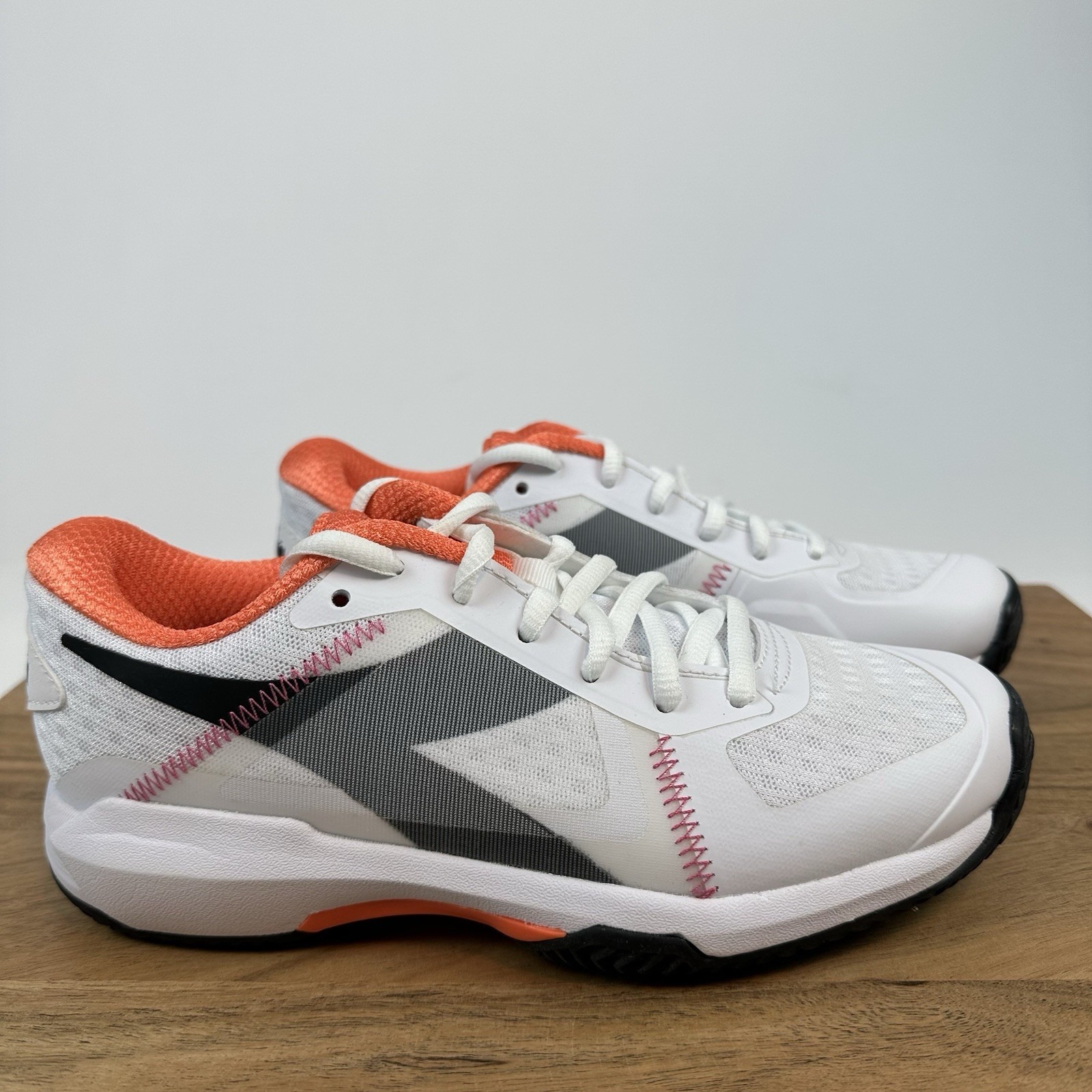 New NIB Womens Diadora Trofeo Clay Tennis WhiteAthletic Shoes Sneakers Size 6.5M