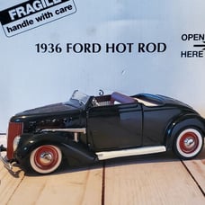 Danbury Mint 1936 Ford Hot Rod Convertible 1:24 Scale Diecast Model Car NIB