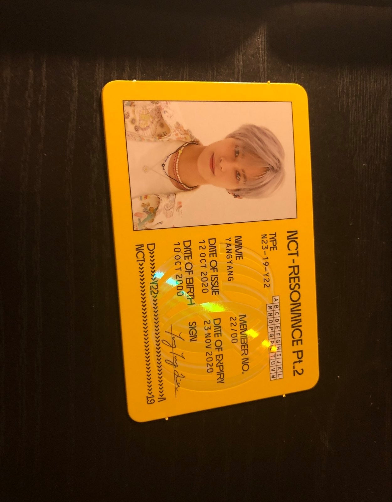 yangyang nct ID card