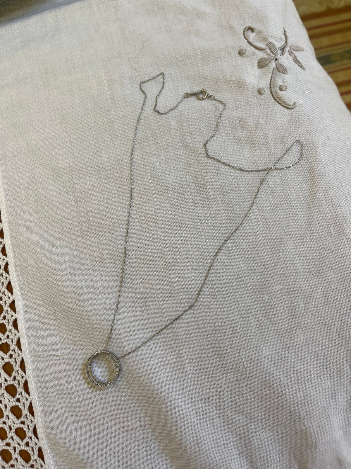 10 kt white gold Necklace with diamonds