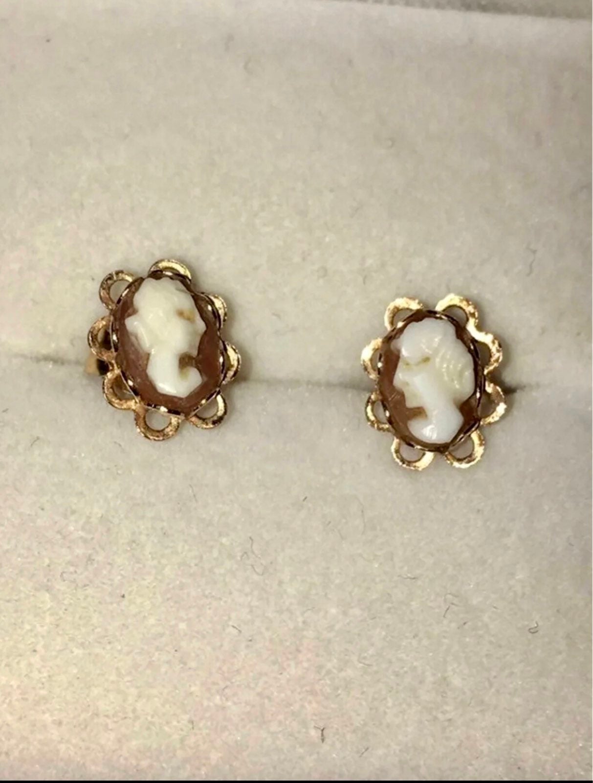 14K Solid Gold Antique Cameo Tiny Studs