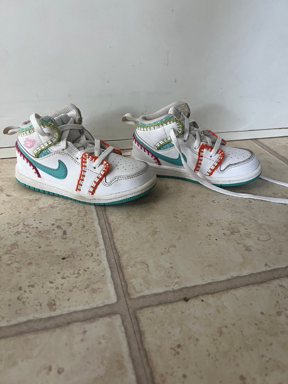 Nike Air Jordan 1 Mid SE (TD) Shoes Toddler SZ 9C White/Teal/Pink DM6220-100