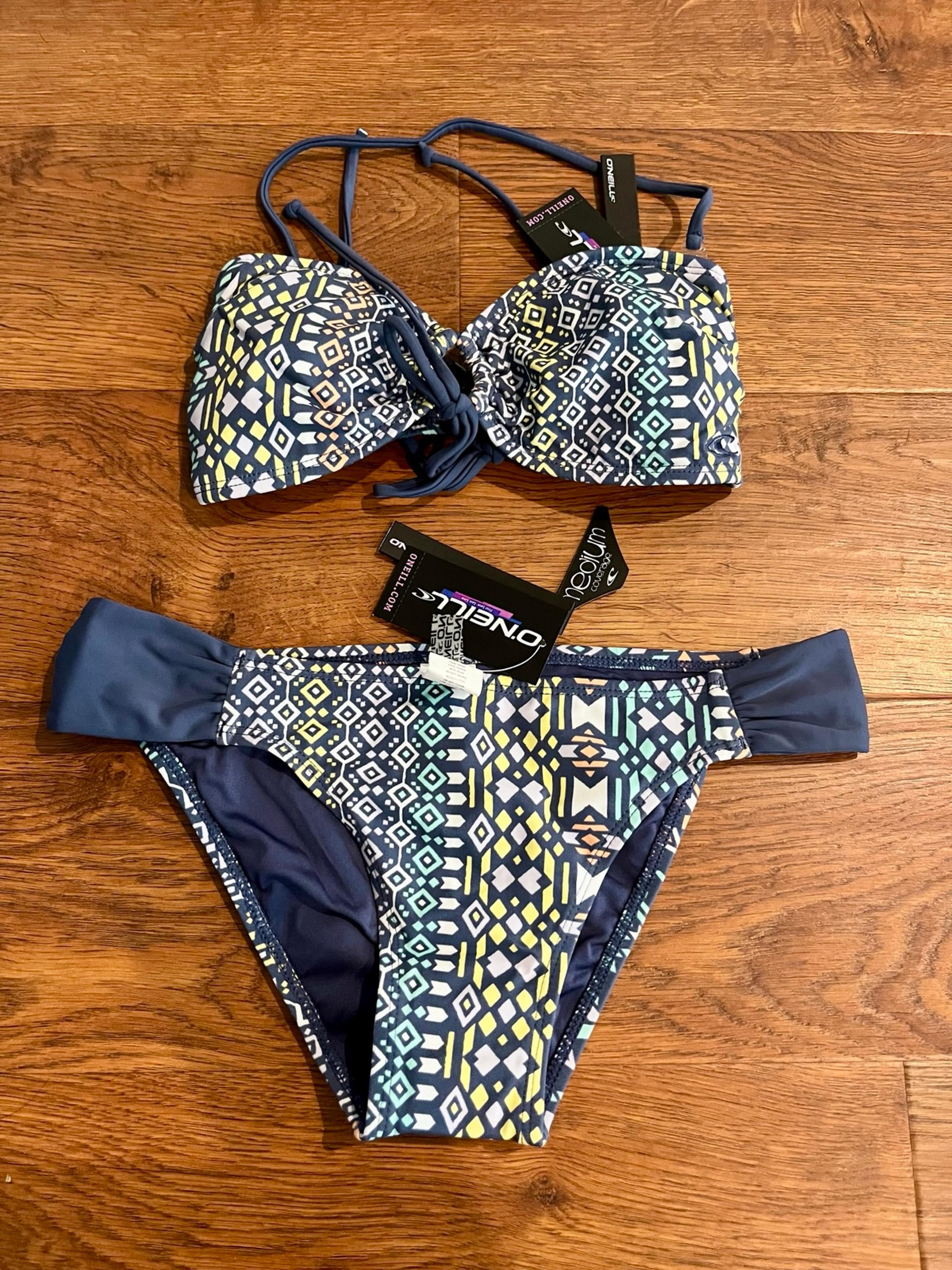 New with tags O’Neill Bandeau Women Bikini Size M
Bombay collection