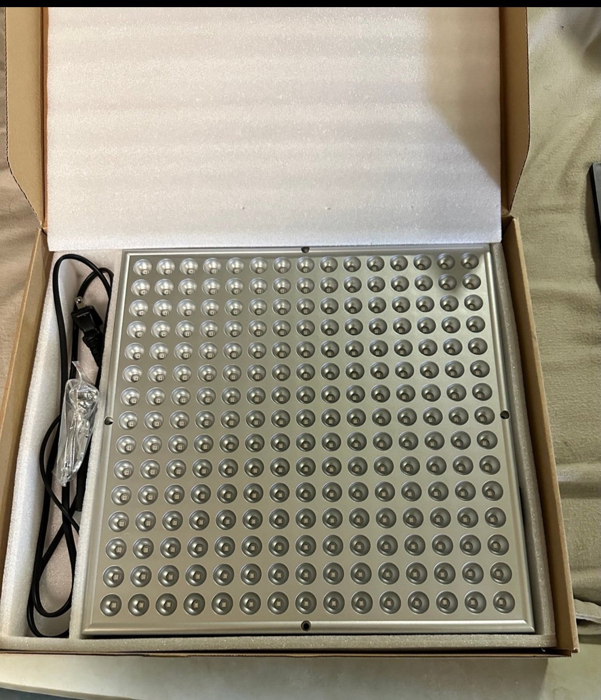 Aovok grow light