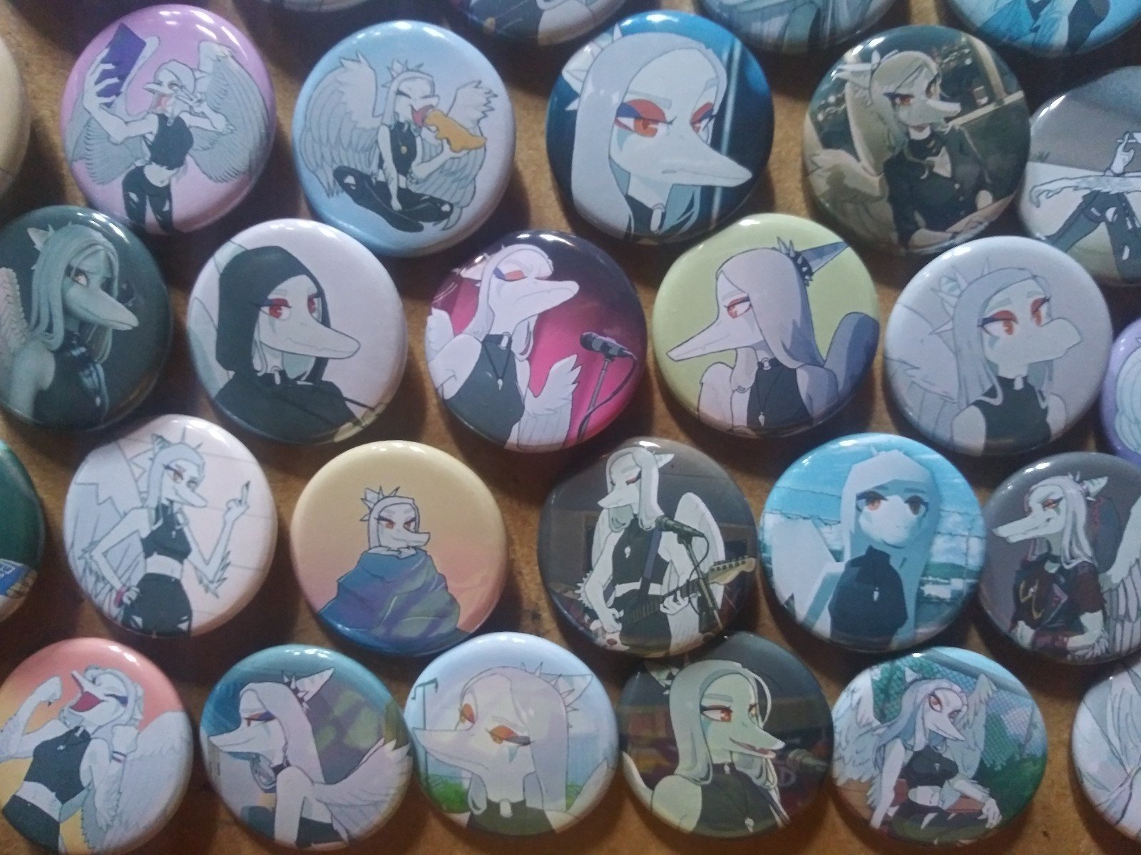 Snoot Game / Goodbye dino high button bubble / Collection. 31 buttons total.