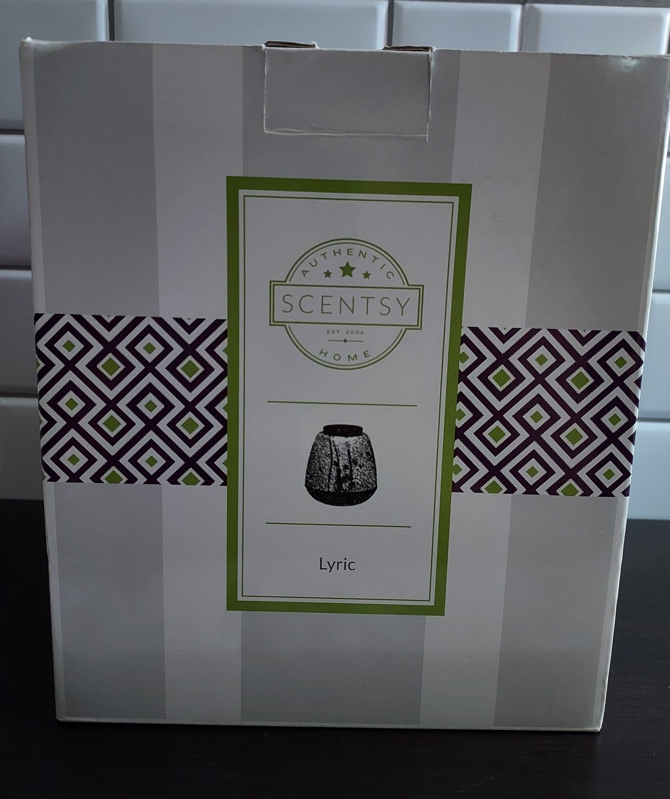 Scentsy Lyric warmer