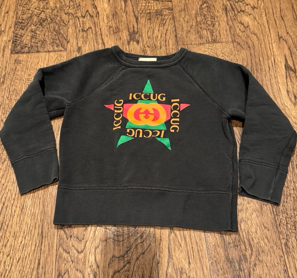 Authentic Pre-loved Gucci kids Sweatshirt size 6 dark gray