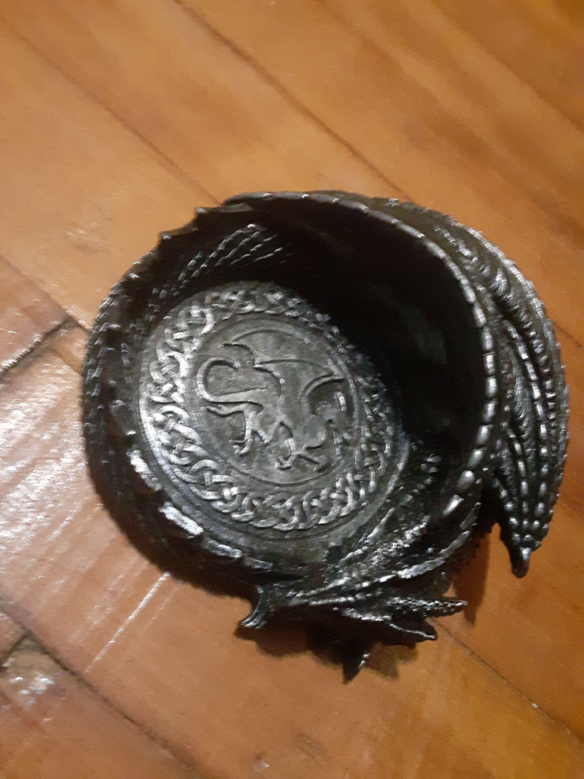 A dragon money saver