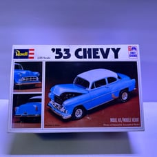 VTG Revell 1976 ‘53 Chevy model kit