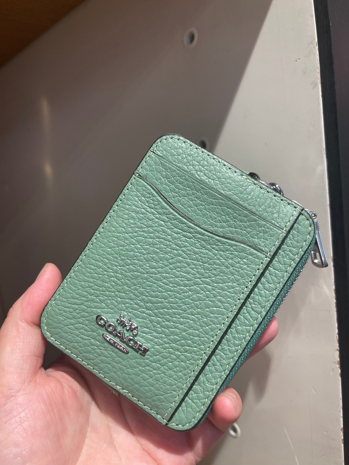 coach ZIP CARD CASE (COACH 6303) SILVER/SOFT GREEN