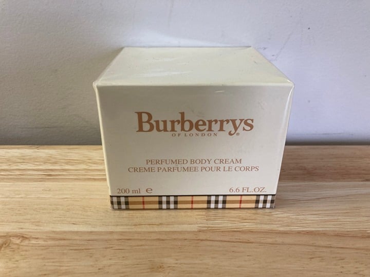 Burberrys of London Perfumed Body Cream 6.6oz (Factory Sealed)