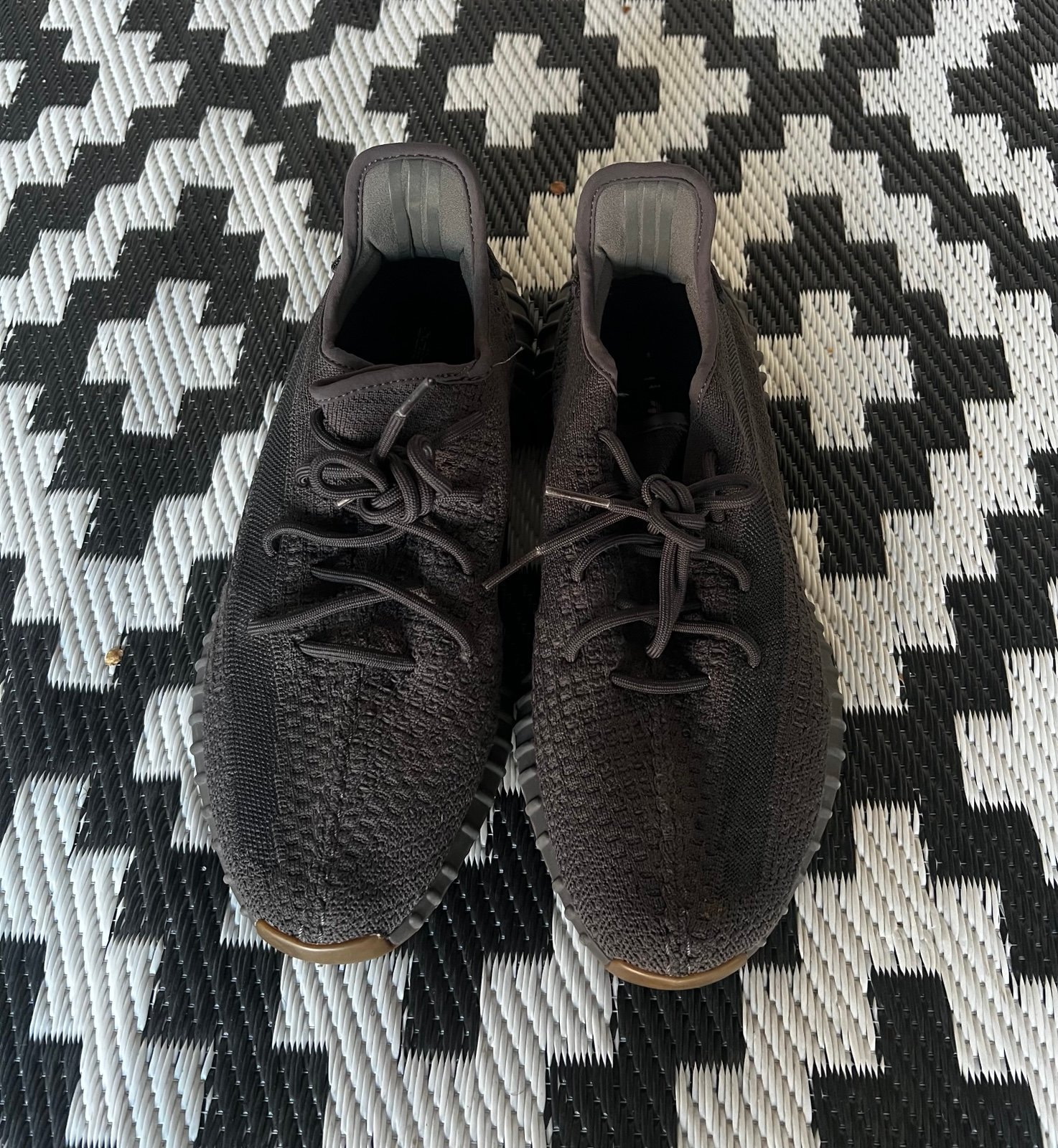 Adidas Yeezy Boost 350 V2 Cinder