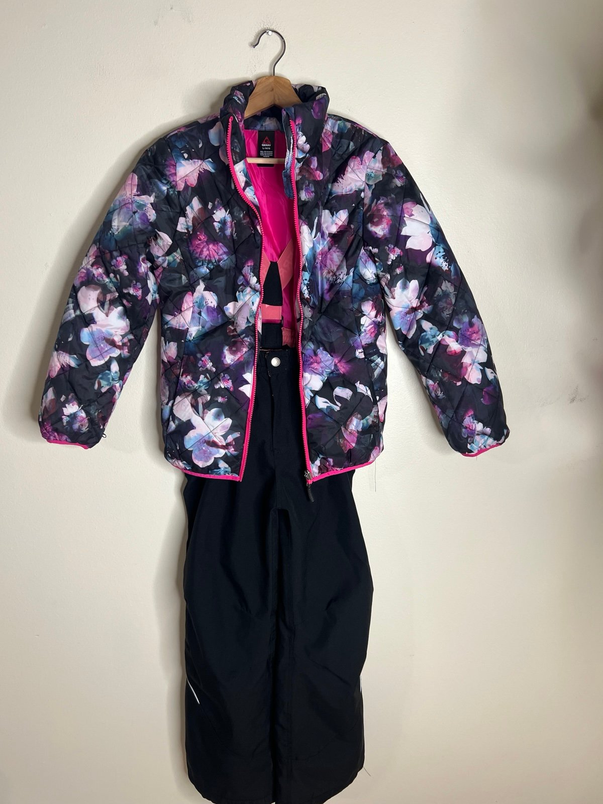 Size 14/16 Gerry puffer coat with snow pants set