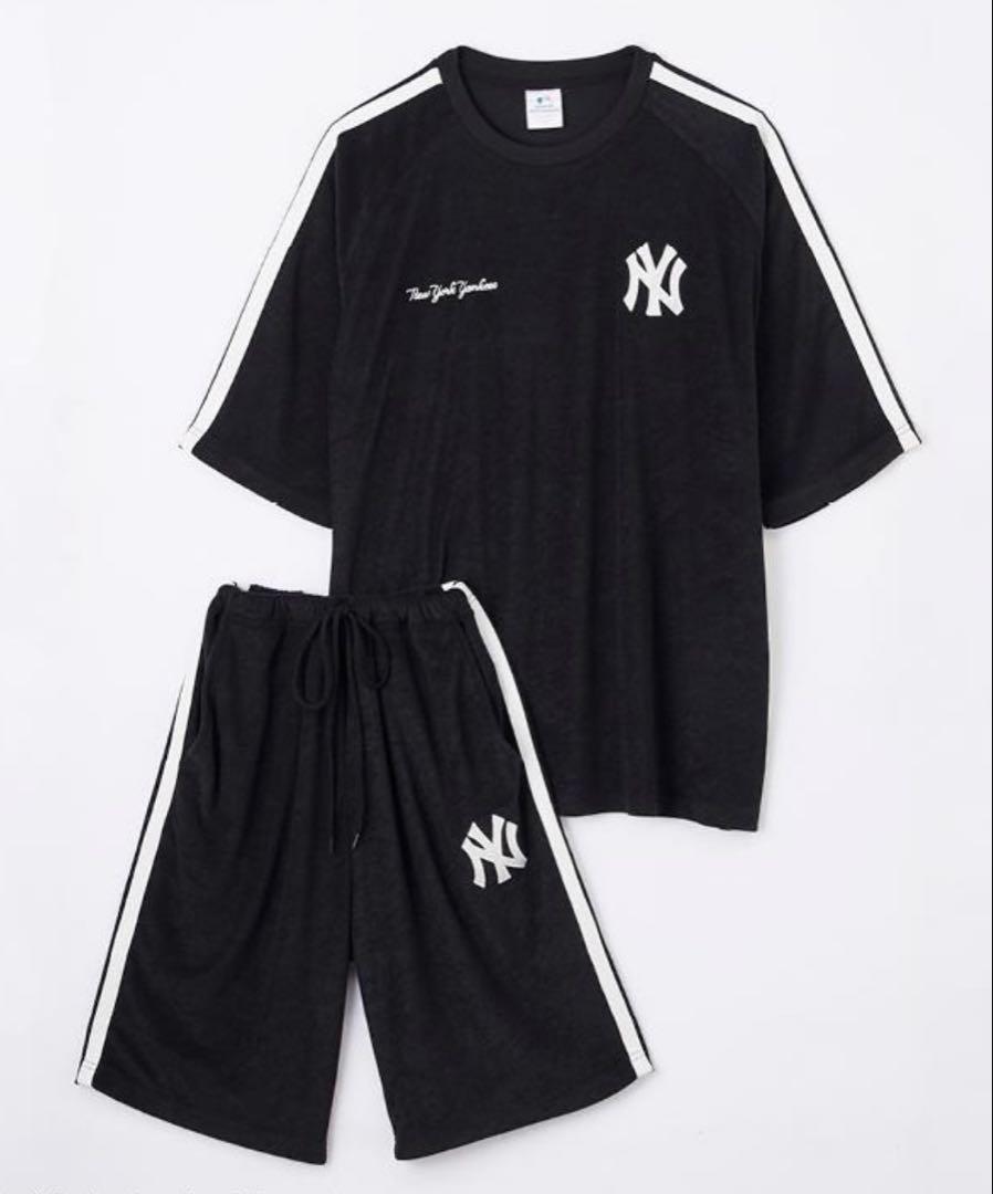 【New】Yankees Short-Sleeved T-Shirt and Shorts Roomwear LL, Pile Material