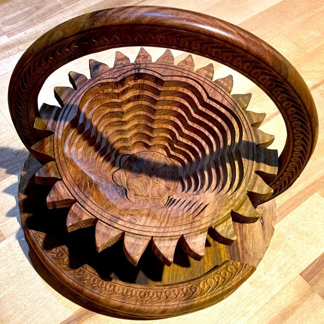 Beautiful collapsible wood bowl, handcrafted, could be used as trivet