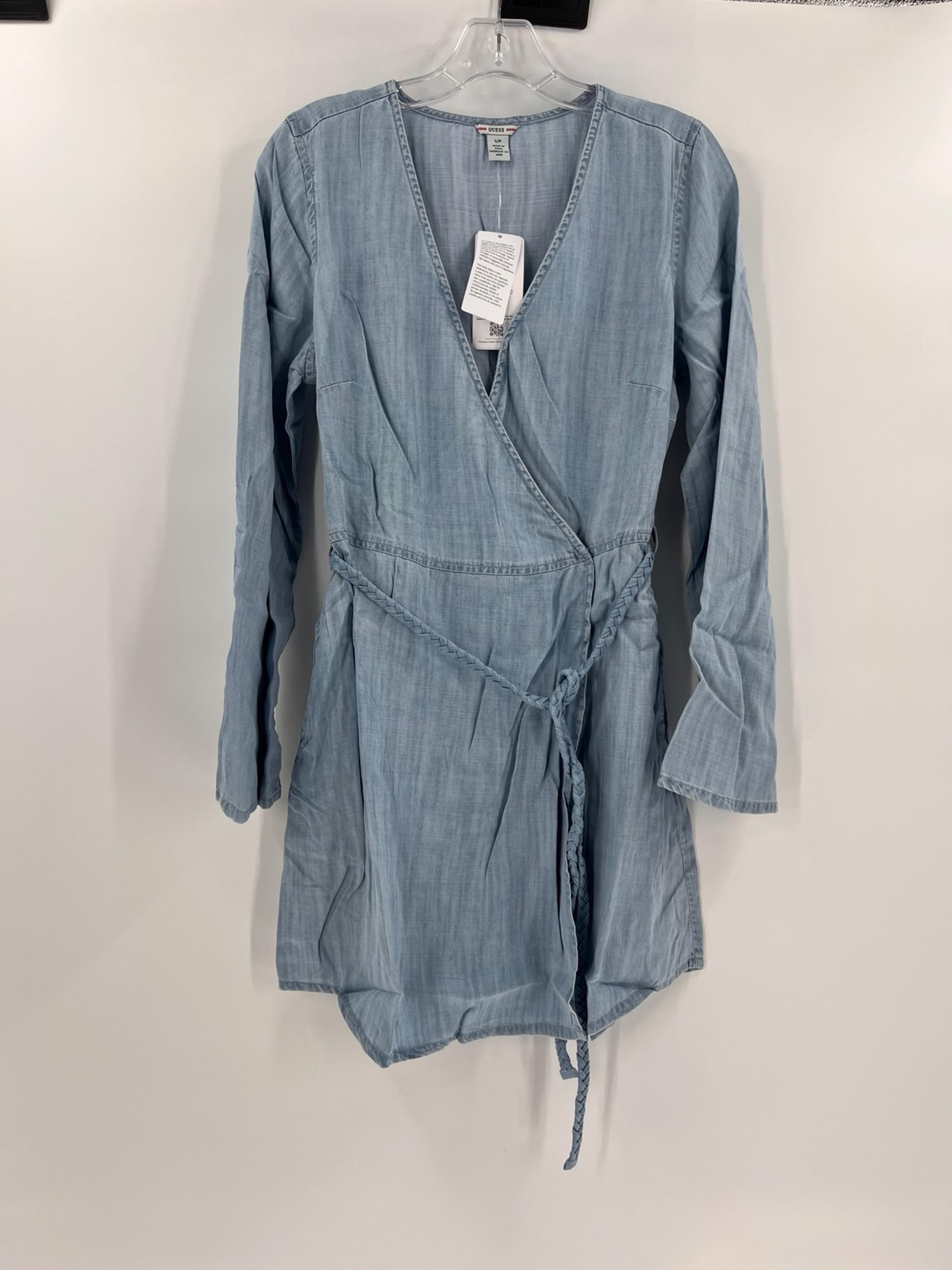 GUESS Women's Long Sleeve Braided Zinnia new  small