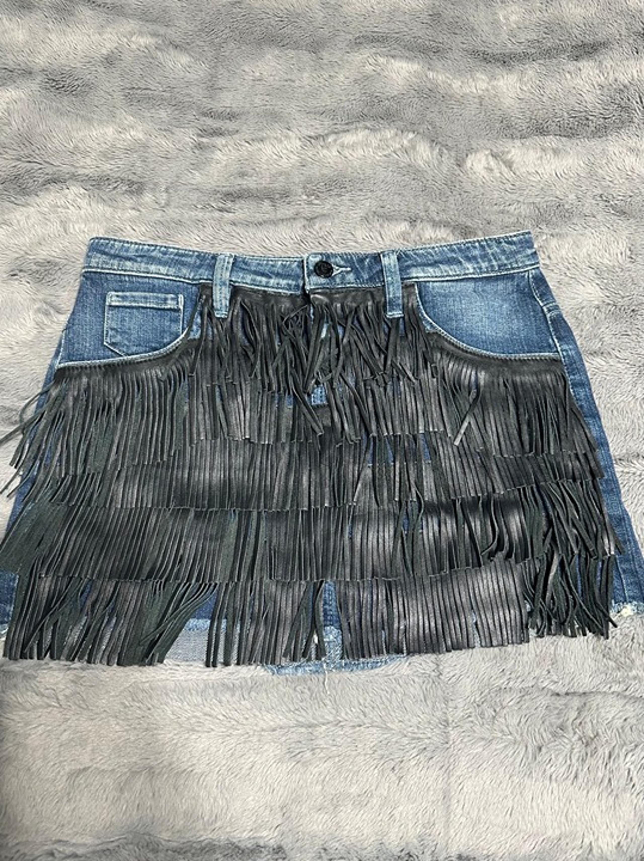 GUESS Denim Fringe Mini Skirt Size 27