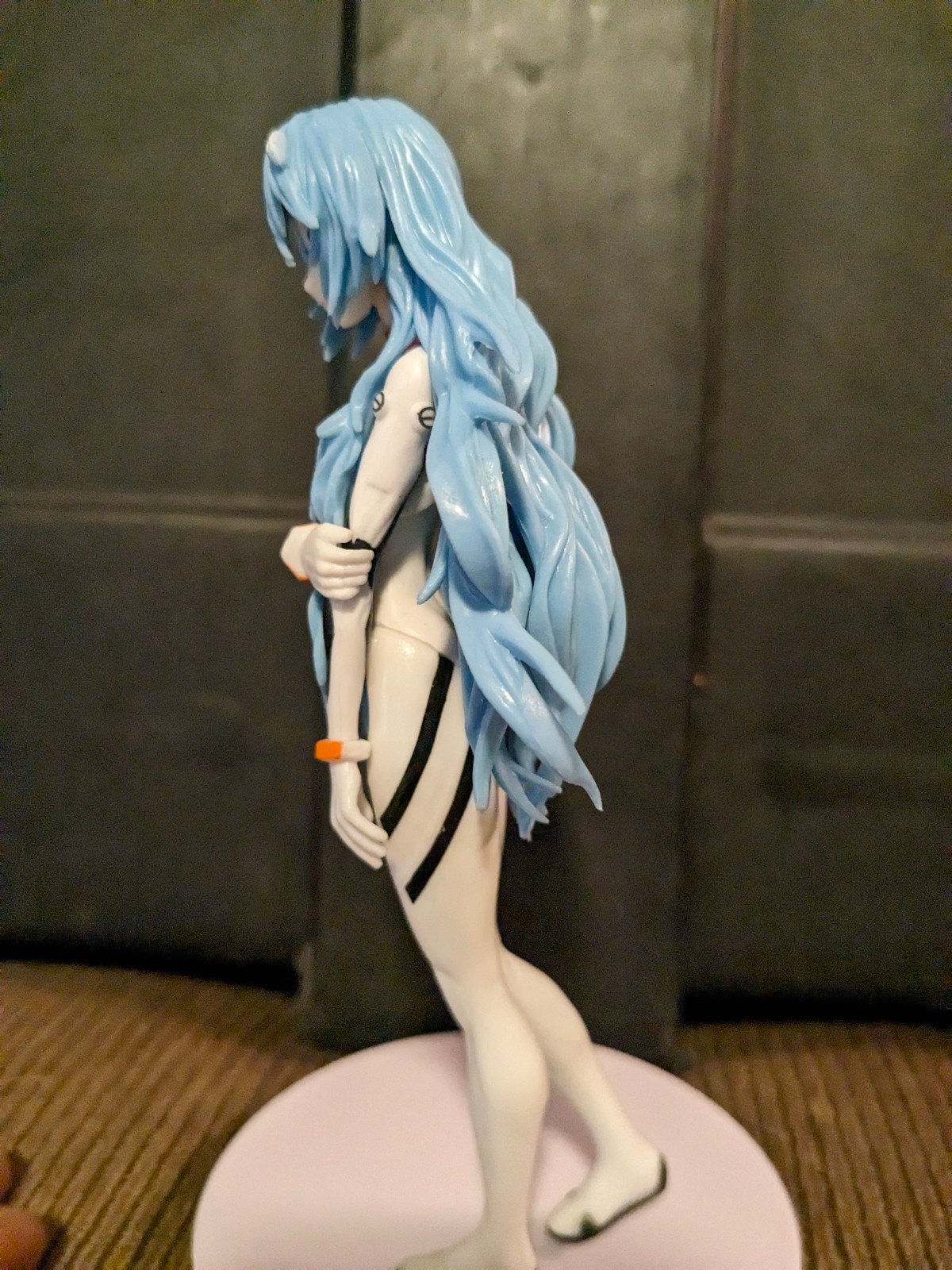 Figura Shirogane Noel female figurine M