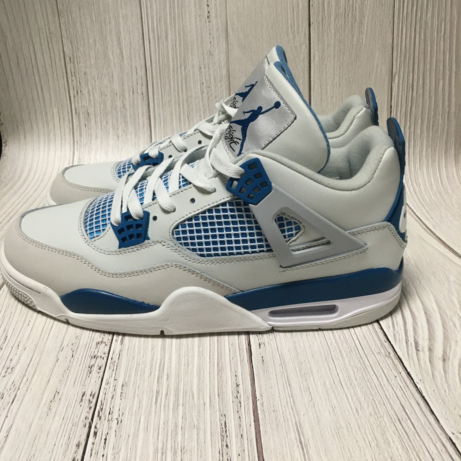military blues Jordan 4