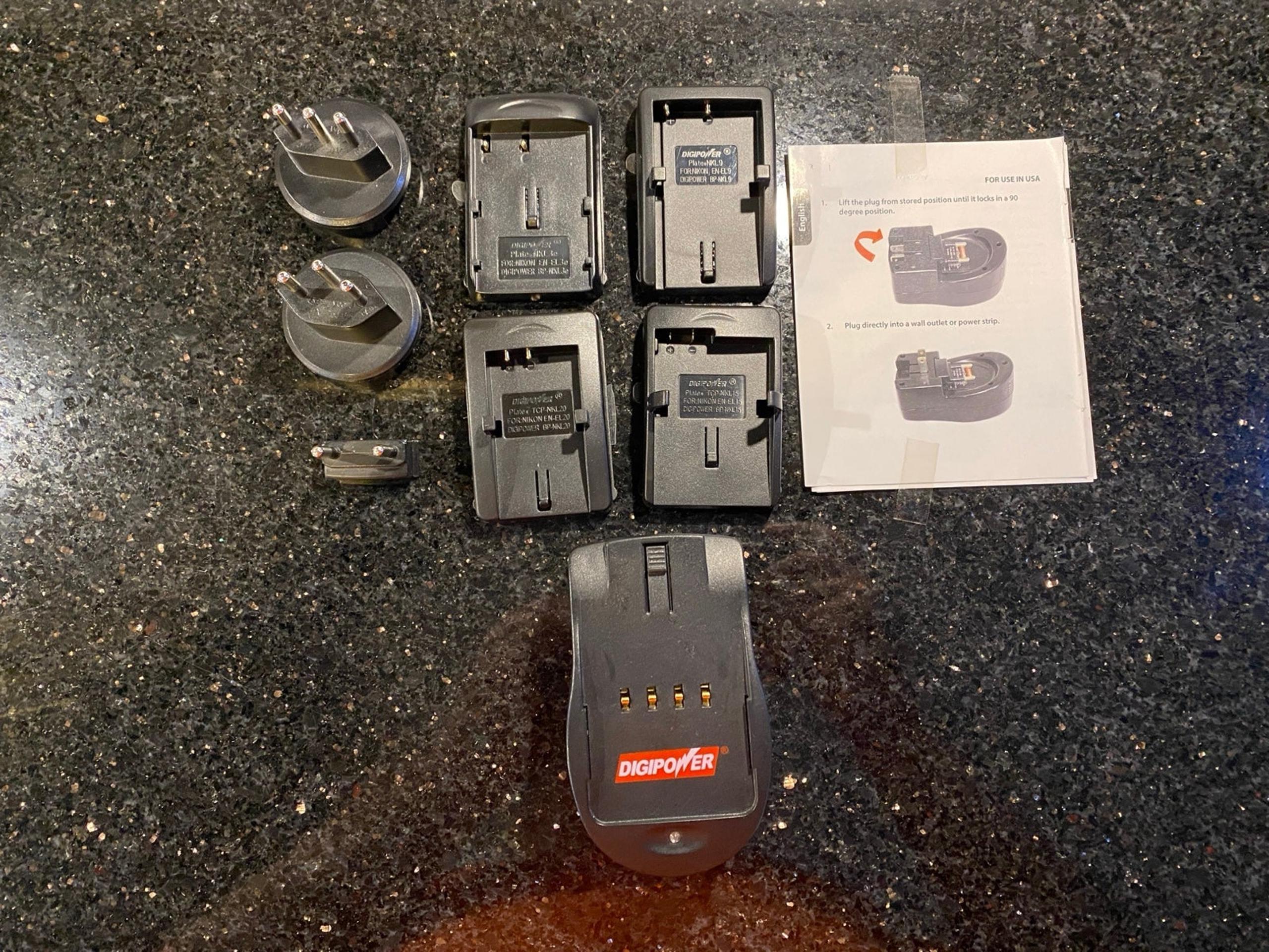 DIGIPOWER Nikon Digital SLR Travel Charger with 4 Battery Plates & 3 EU Plugs