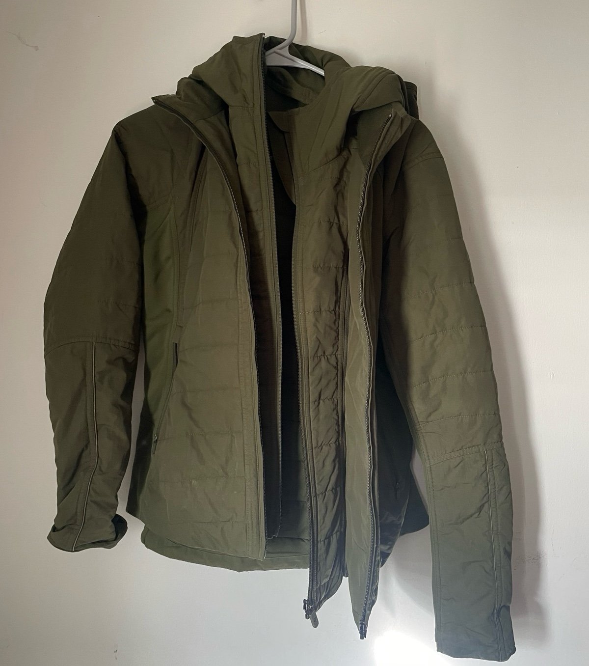 Lululemon another mile jacket