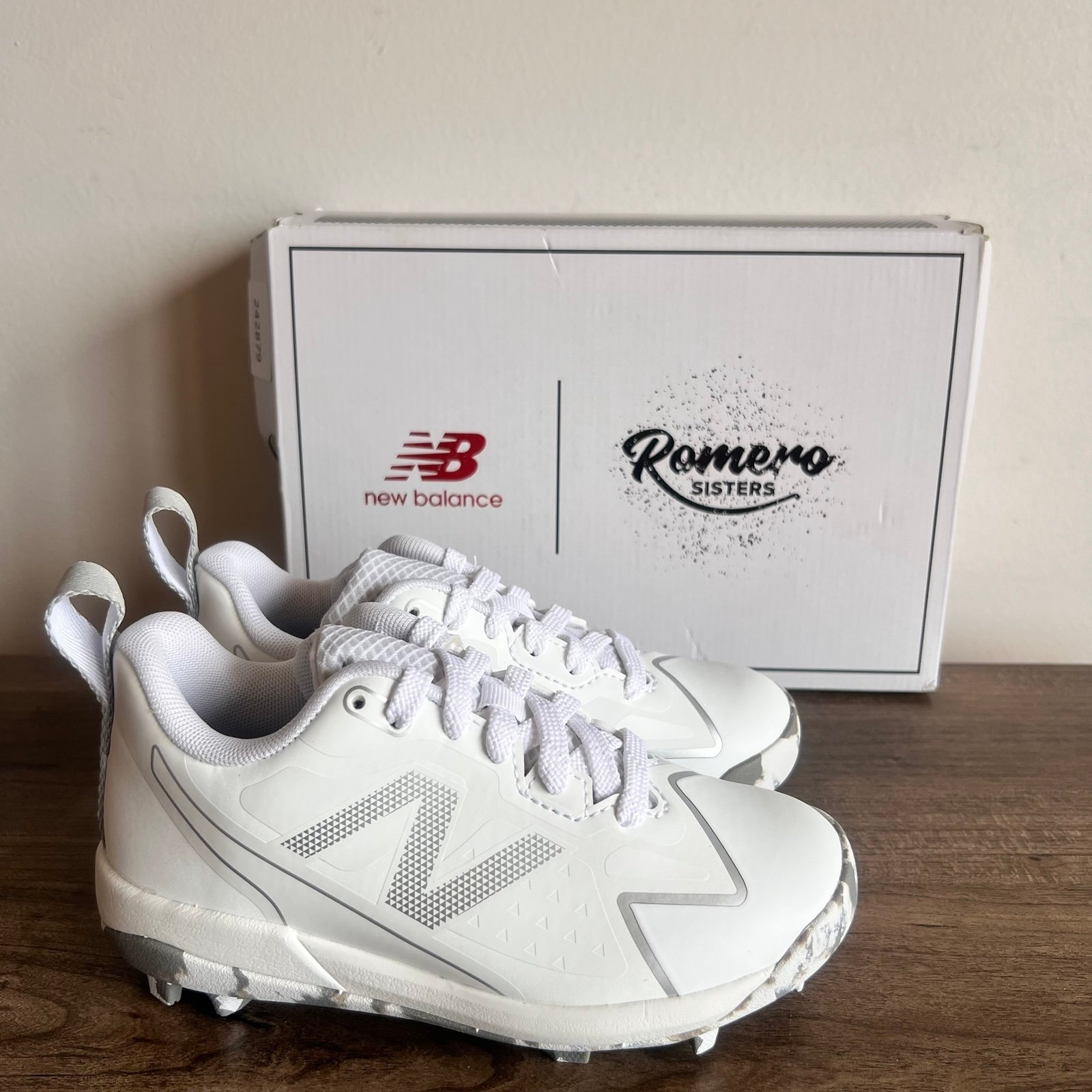 New Balance Romero Duo Rubber Molded Youth Cleat Shoe Size 12 NEW