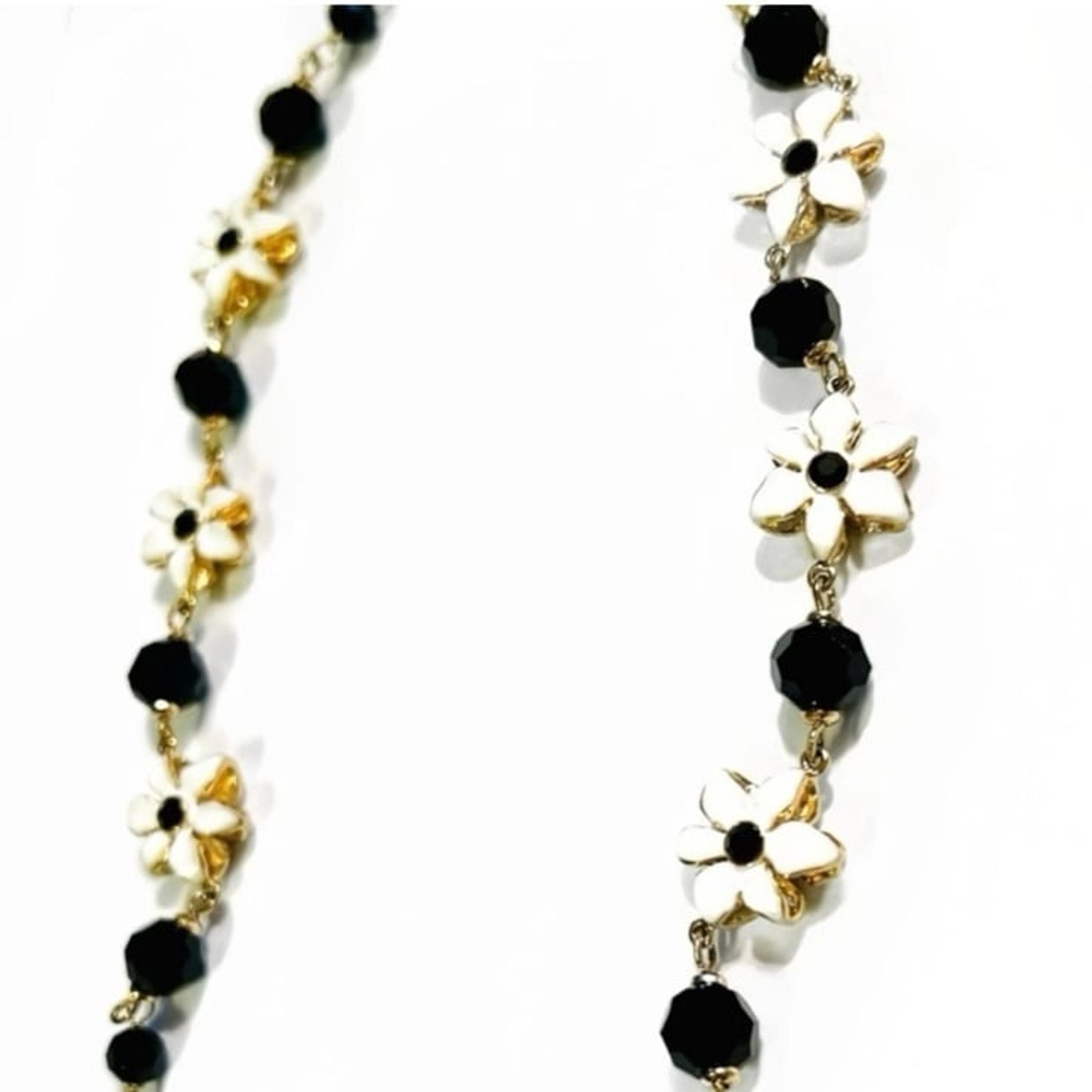 $148 Kate Spade lovely lilies necklace black white