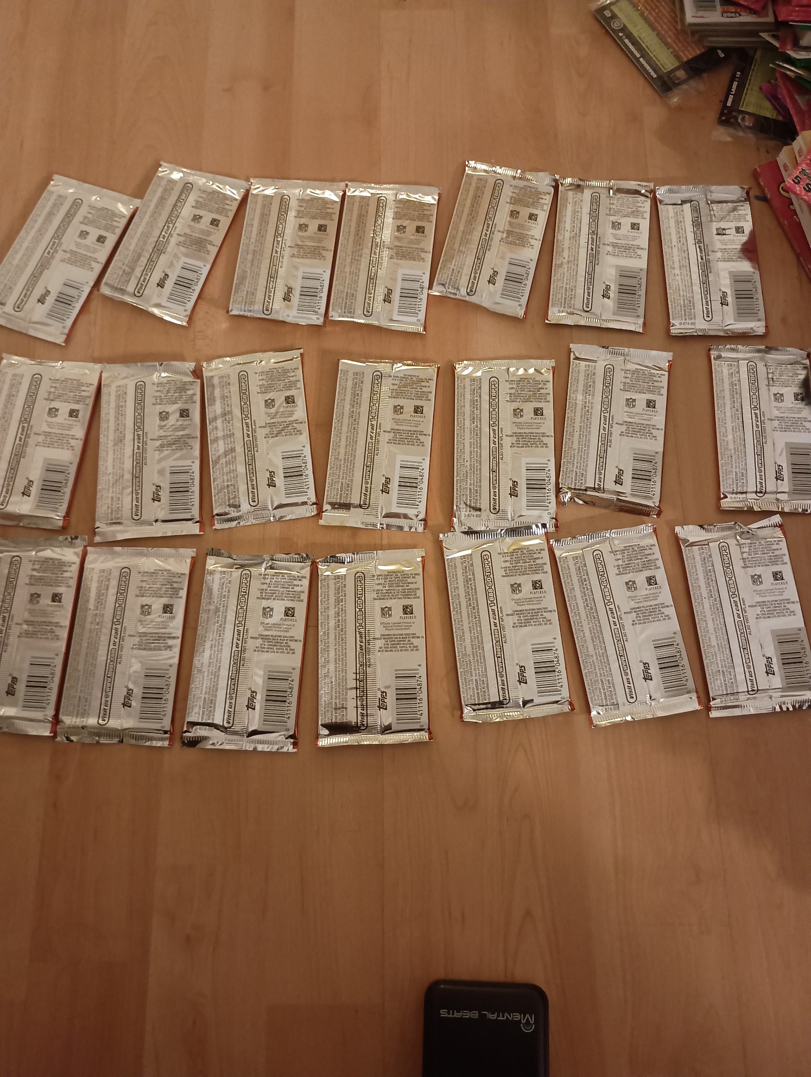 Topps football cards lot of 21 unopened sealed packs all-time fan favorites
