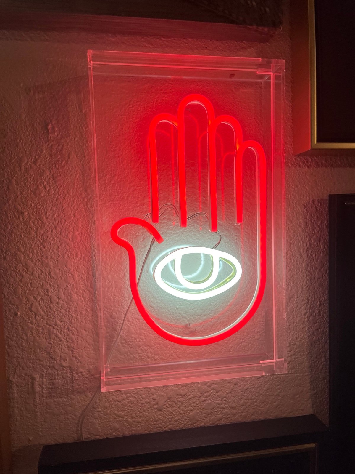 Fatima Hand Neon Lamp