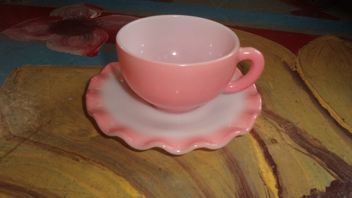 Lot 4 sets Hazel Atlas pink crinoline cups saucers